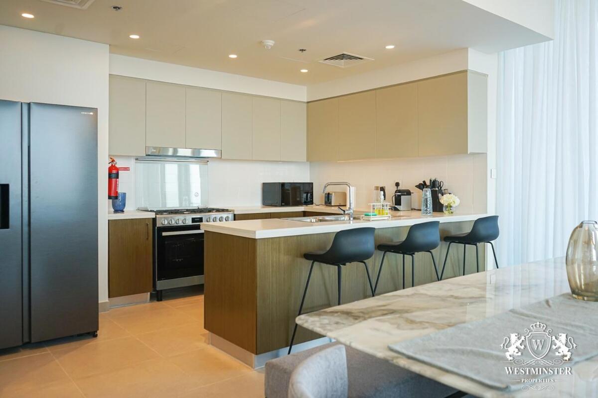 Tower Offers Luxury Living In The Heart Of
