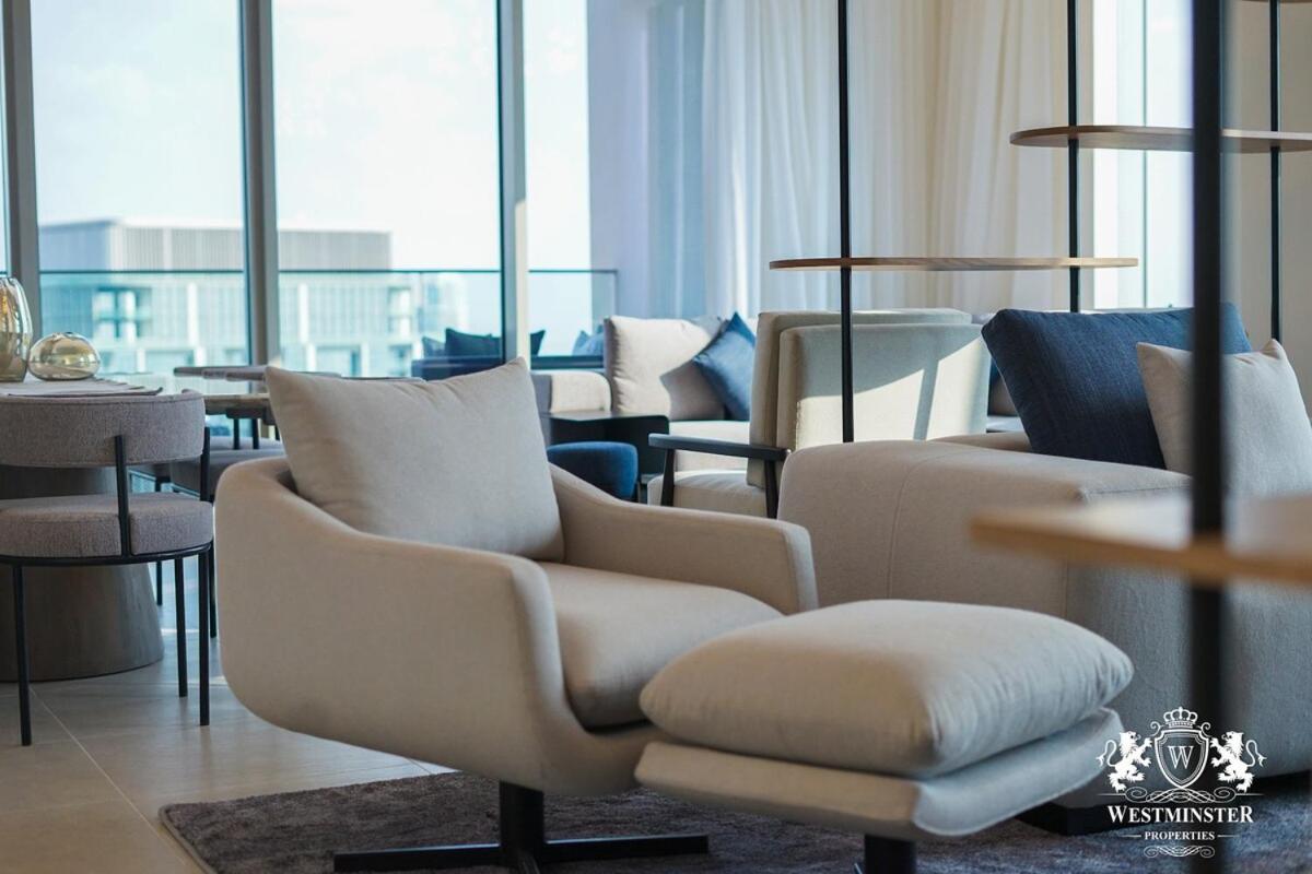 Apartment Tower Offers Luxury Living In The Heart Of Dubai