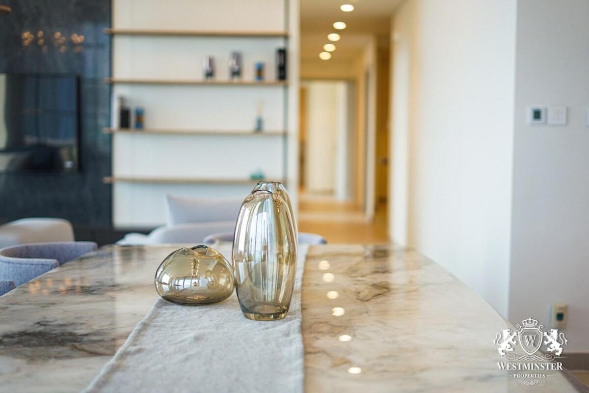 Apartment Tower Offers Luxury Living In The Heart Of Dubai
